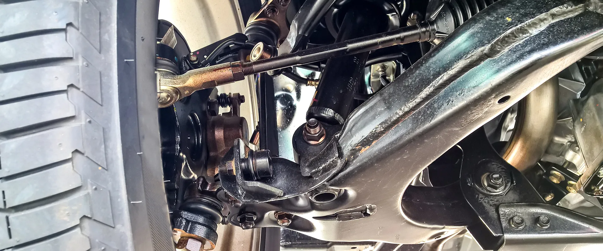 Shocks & Struts near Golden Valley, MN