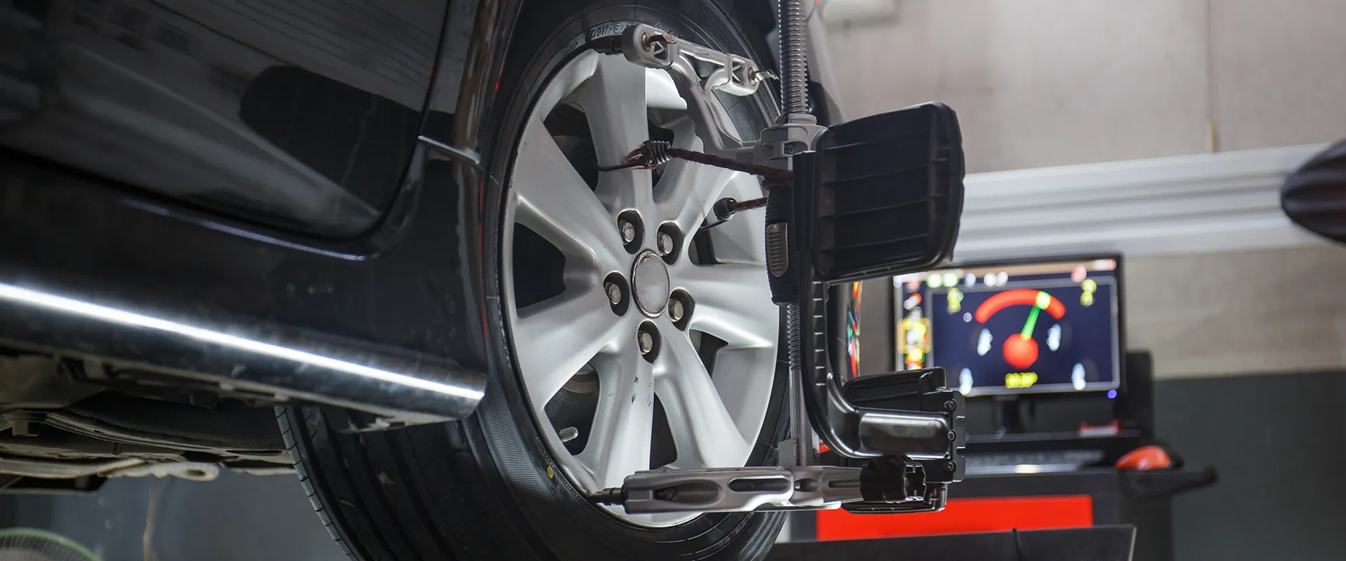 Wheel Alignment near Golden Valley, MN